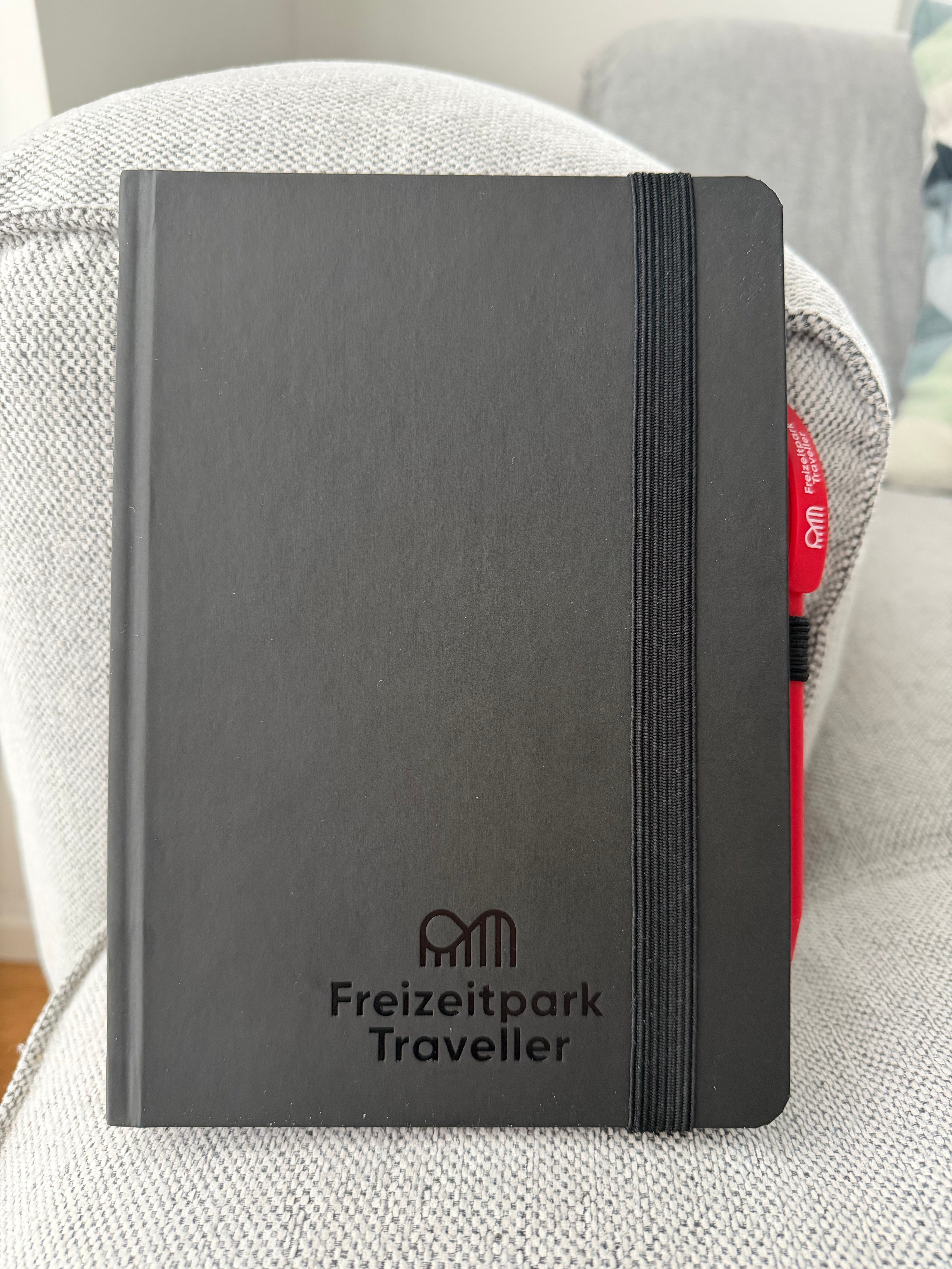Freizeitpark Traveller Black-Infinity Notizbuch A5