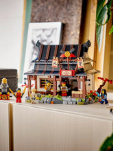 Lade das Bild in den Galerie-Viewer, LEGO Ninjago 15j Jubiläum der Vier-Waffen-Schmiede
